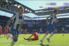 雷奥·伊萨克：足球场上的幽默球星与精湛技巧