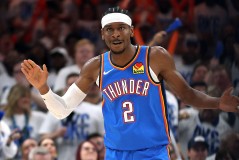 NBA自由市场风云再起：约基奇加盟湖人，字母哥续约，顶级球星重塑格局